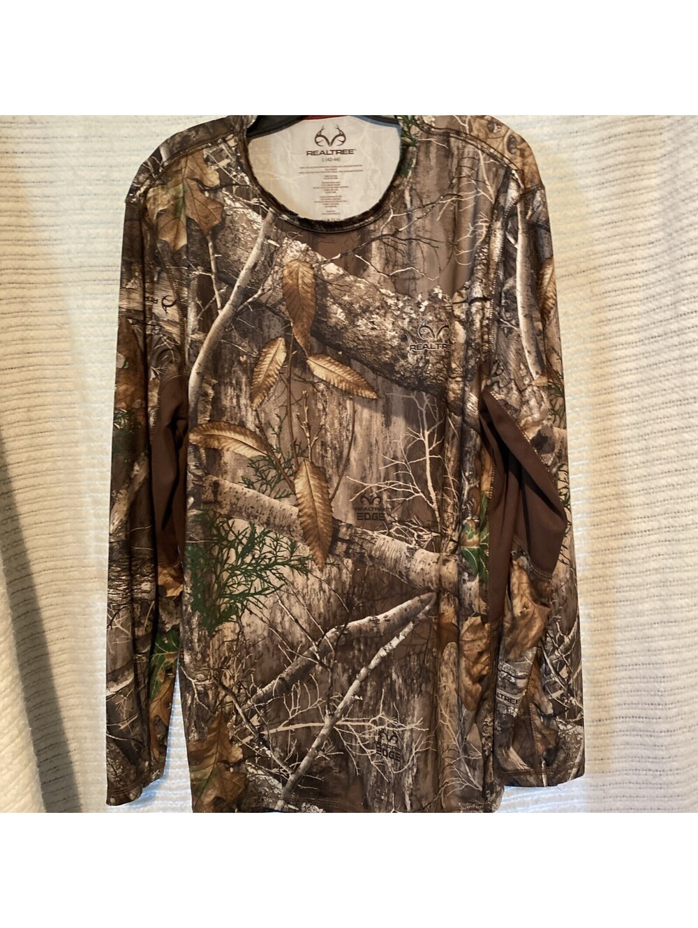 Realtree Edge Camo Men Size L (42-44) Long Sleeve Shirt Hunting Fishing Leaves